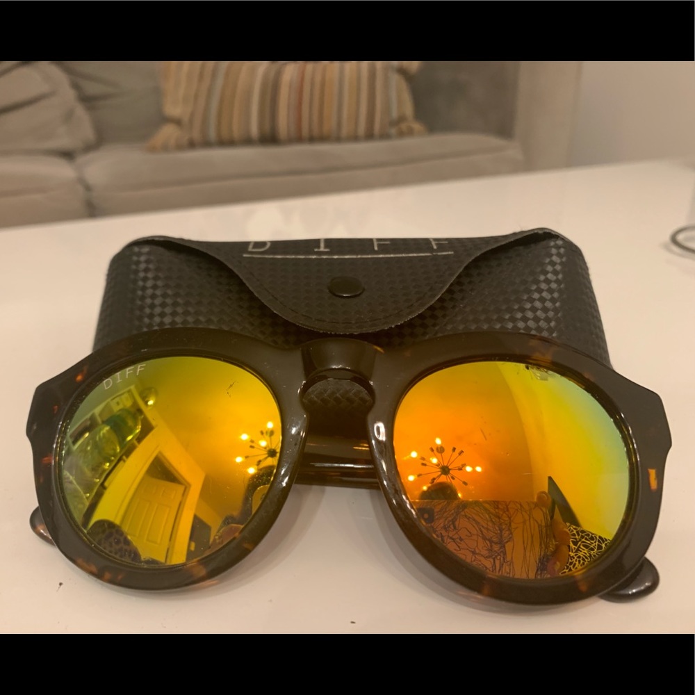 Brown Diff Sunglasses